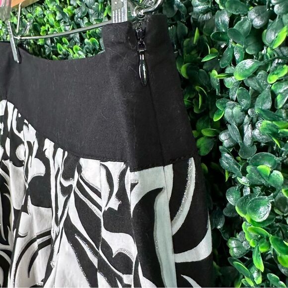 Cache Black & White Damask Floral Skirt Cotton Silver Metallic Pleated Size 2 - Picture 3 of 6